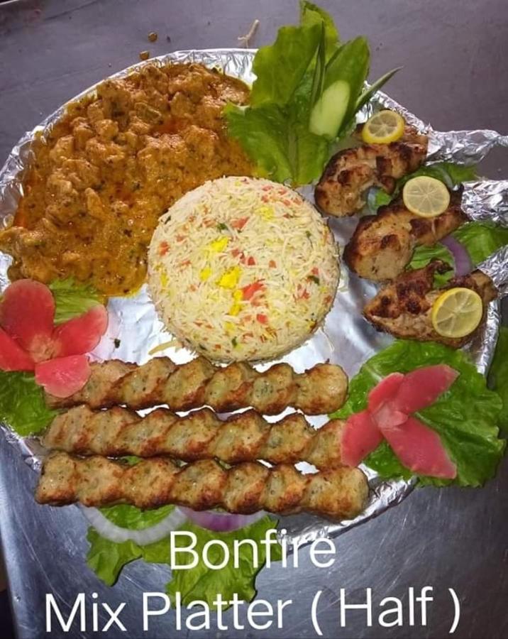 Shahi Palace Hotel Chichawatni Luaran gambar